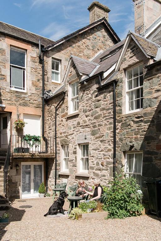 The Merryburn - Rooms And Courtyard Studios Dunkeld Exterior photo
